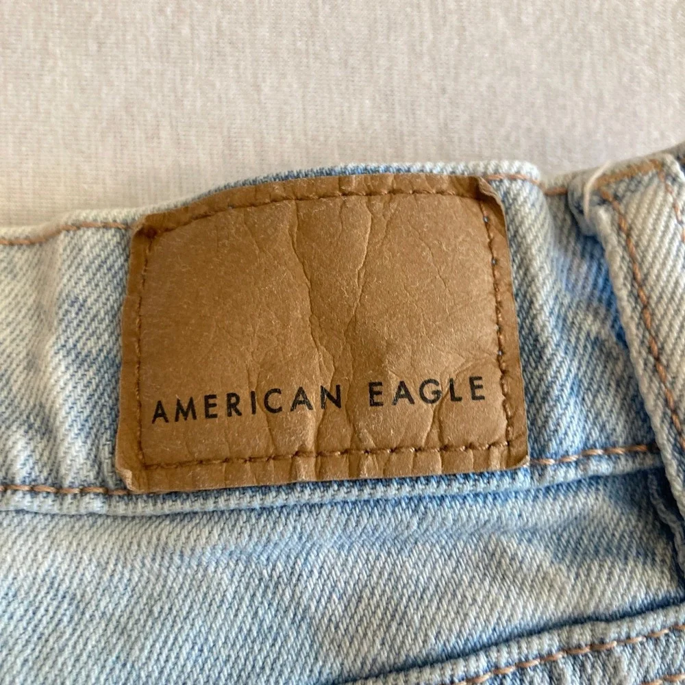 American Eagle Jeans Women 10 (29x31) Highest Rise Baggy Straight Light Wash